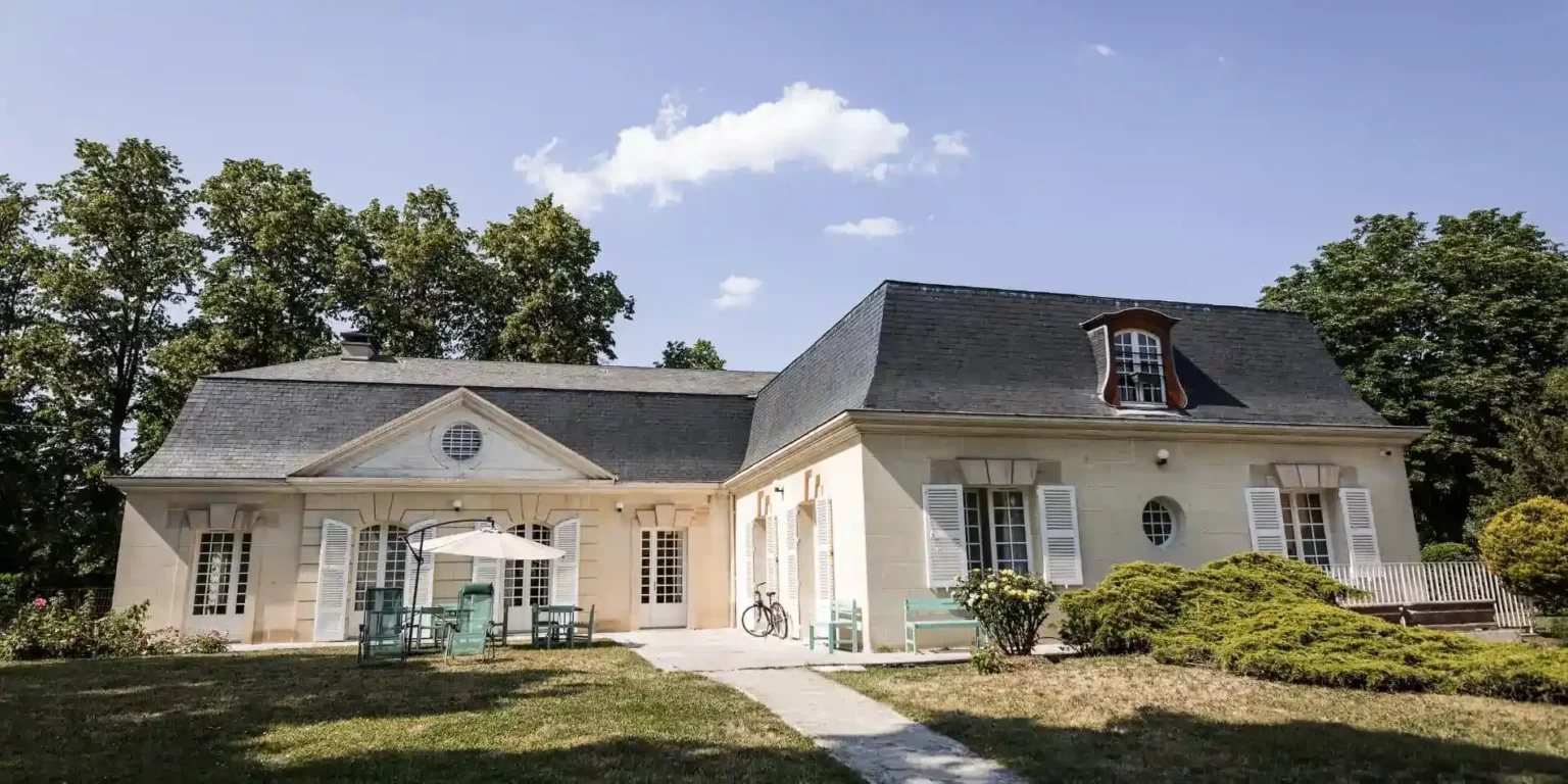 Ein maßgeschneidertes Sommercamp Maisons-Laffitte – Frankreich